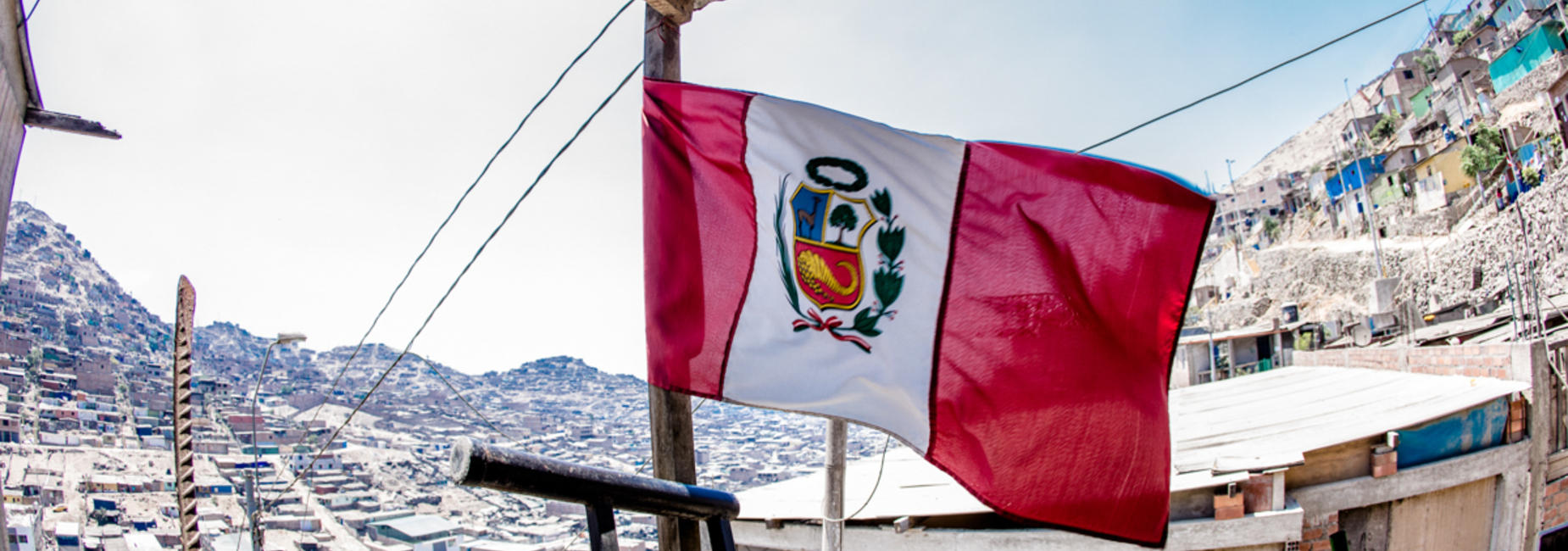 Freiwilligenarbeit in Peru - Peruanische Fahne in Lima
